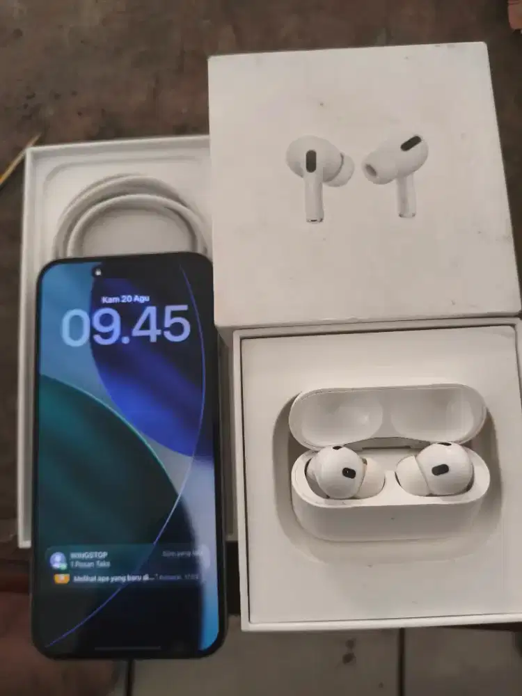 IP 15 PROMAX 256 EX iBOX bonus airpods gen 2
