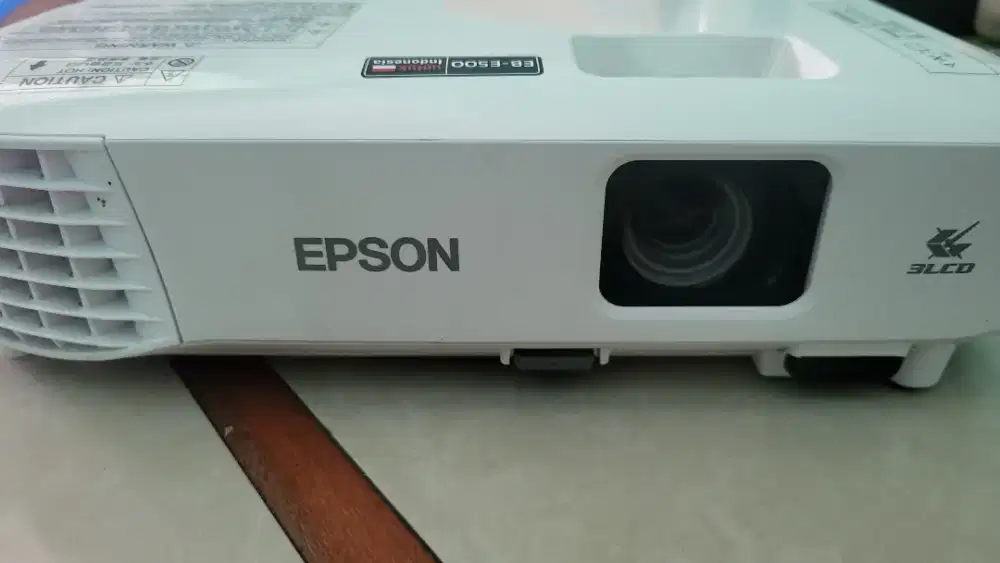 Proyektor Epson EB-E500