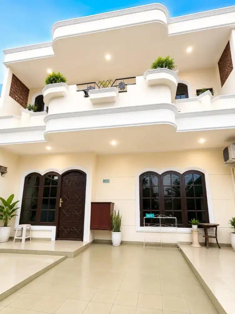 Di Jual Rumah 2 Lantai di dalam Perumahan