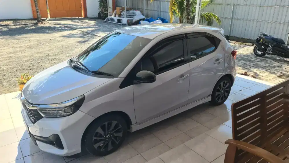 Honda Brio RS A/T 2023 pemakaian 2024