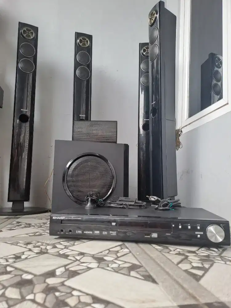 SHARP HOME THEATER