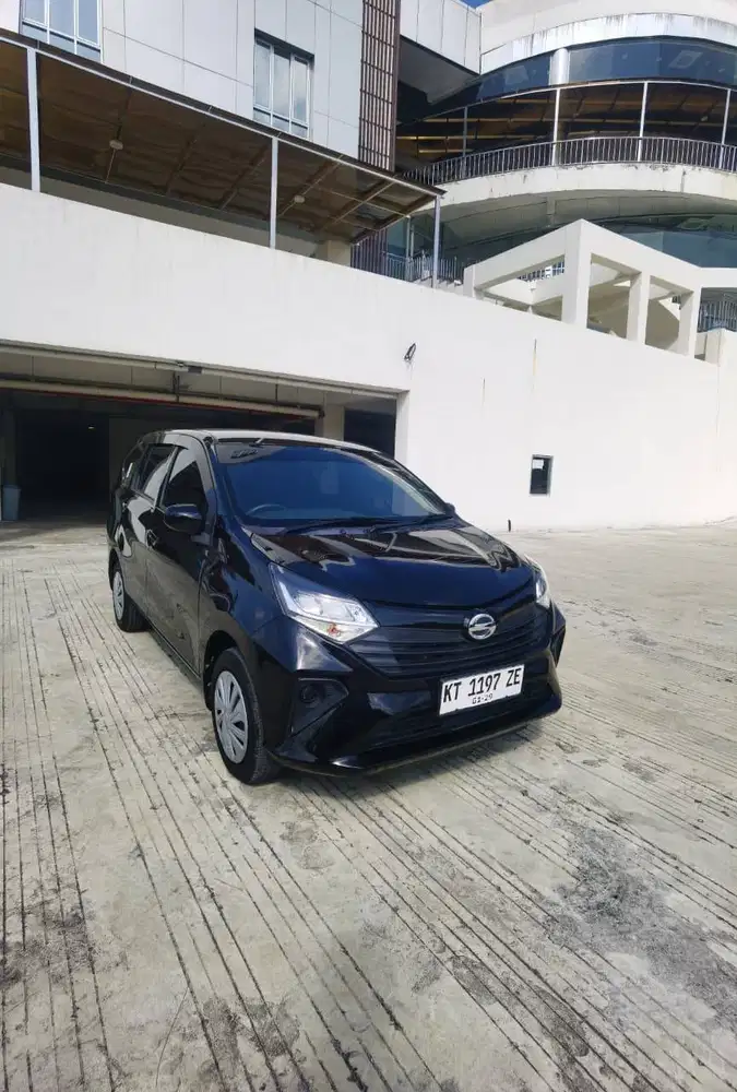 Dijual daihatsu sigra MT 2024