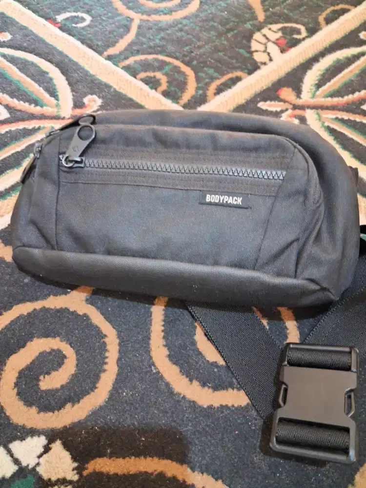 Tas pinggang badipack