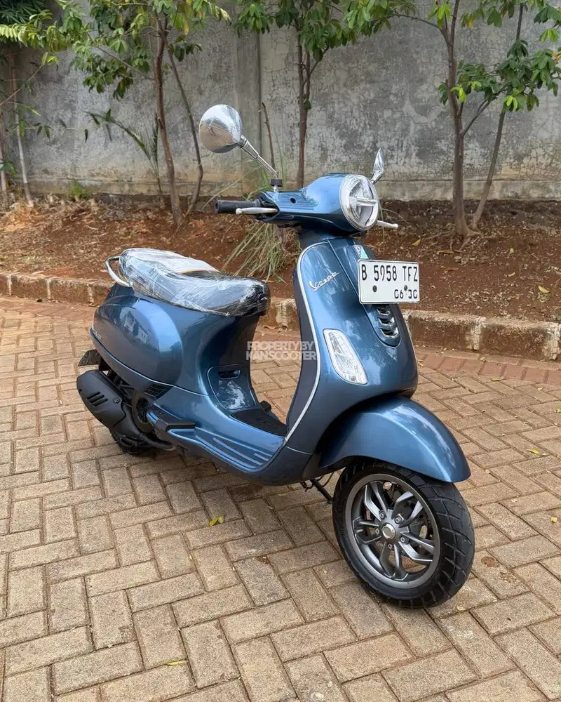 VESPA LX 125 iGET FACELIFT 2020 TERMURAH
