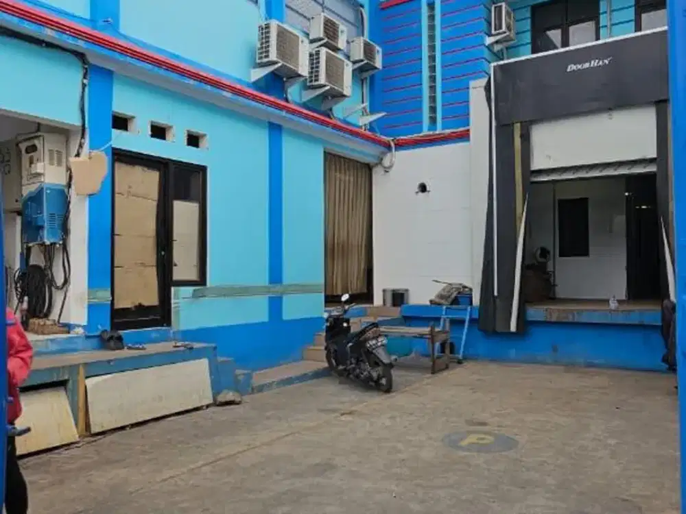 Gudang Luas Siap Operasi Sudah Direnov di Pergudangan Kosambi Permai
