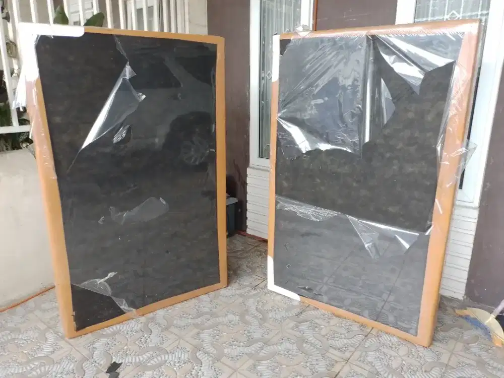 Dijual 2 Buah Divan Untuk Bawah Kasur + 1 Kepala Kasur