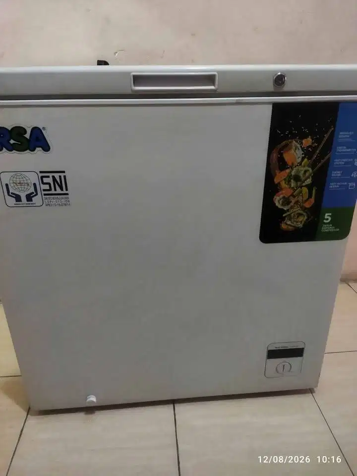 Freezer RSA CF-210 Kondisi normal dan original