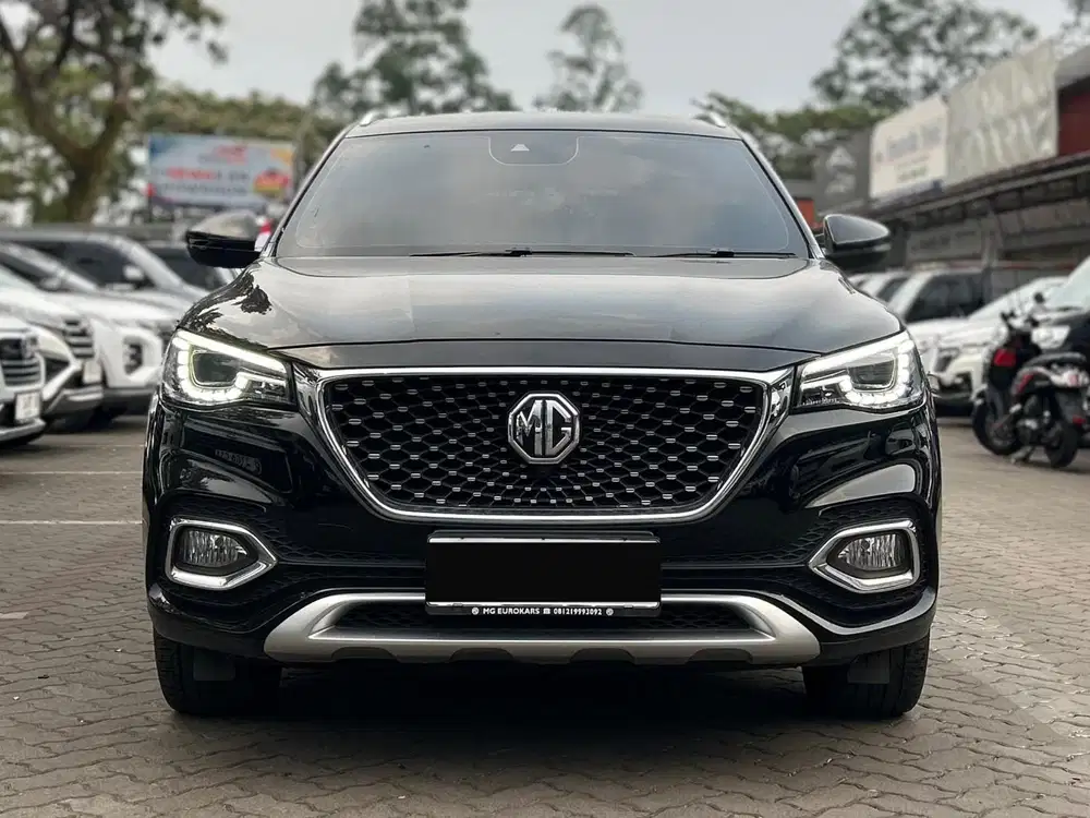 DP 50jt // 2021 MG HS LUX IGNITE 1.5 AT