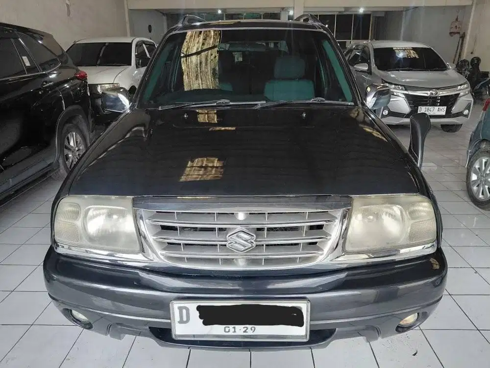 Suzuki Escudo 2.0 Manual Thn 2001