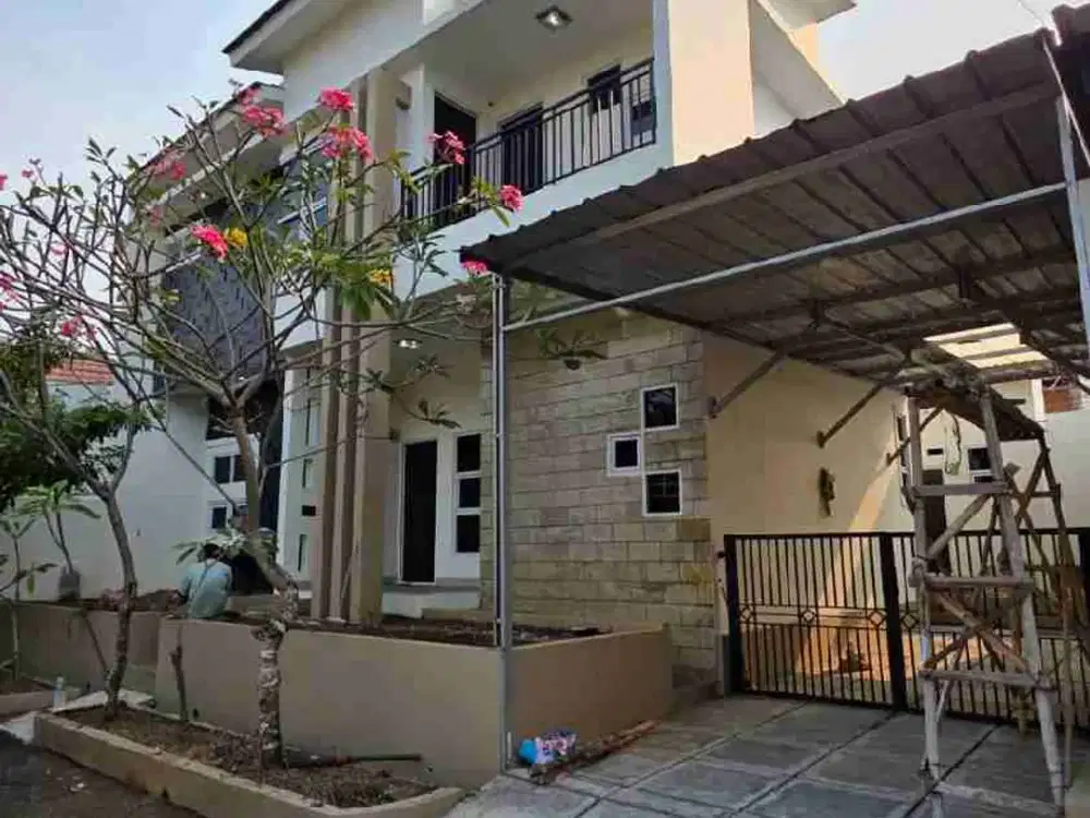 Rumah 2 Lantai Grand Serang Asri
