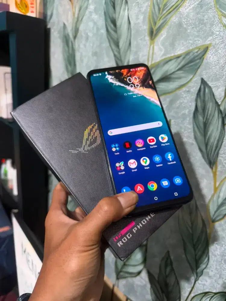 Asus ROG 5 Ram 12/128GB Fulldus Cek iklan Lokasi PAMULANG UNPAM