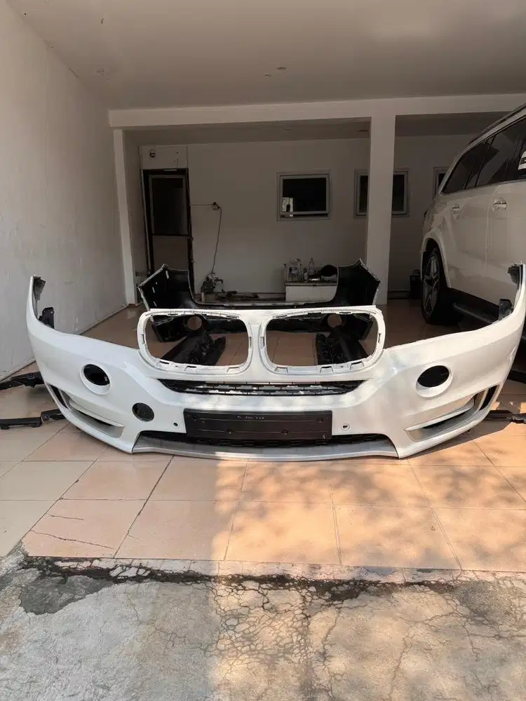 BMW X5 F15 Fullset Bumper Bemper Ori Copotan Putih