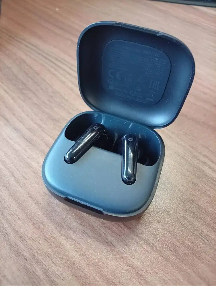 Anker Soundcore R60i NC