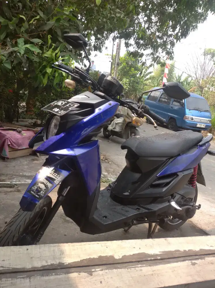Motor pemakaian pribadi barang x ada yang minat