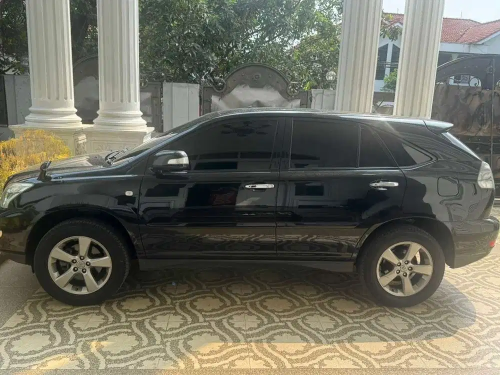 HONDA HARRIER 2011
