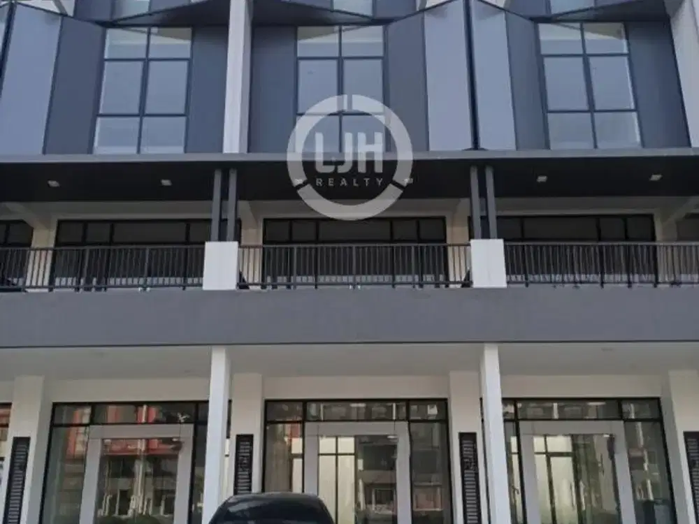 Ruko di Gading Bulevar Commercial Summarecon Crown Gading Bekasi