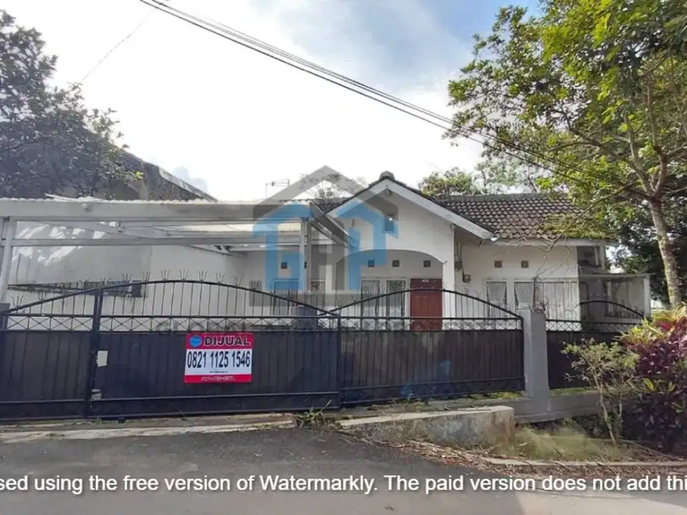 Disewakan Rumah Komplek Cihanjuang Open Space Siap Huni Ada Taman