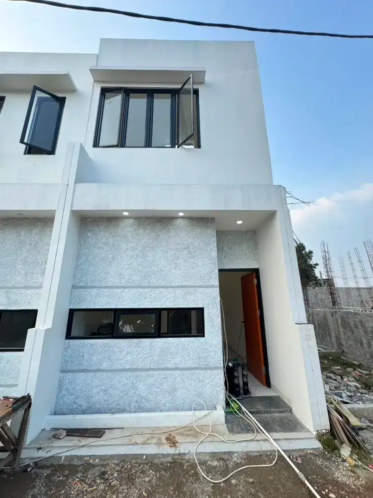 Di jual rumah siap huni - Munjul Jakarta Timur