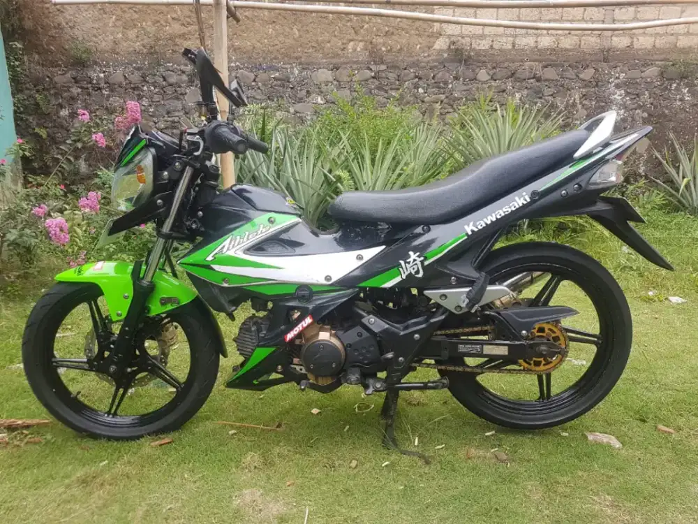 Kawasaki athlete Jual Cepat Rawatan Mulus