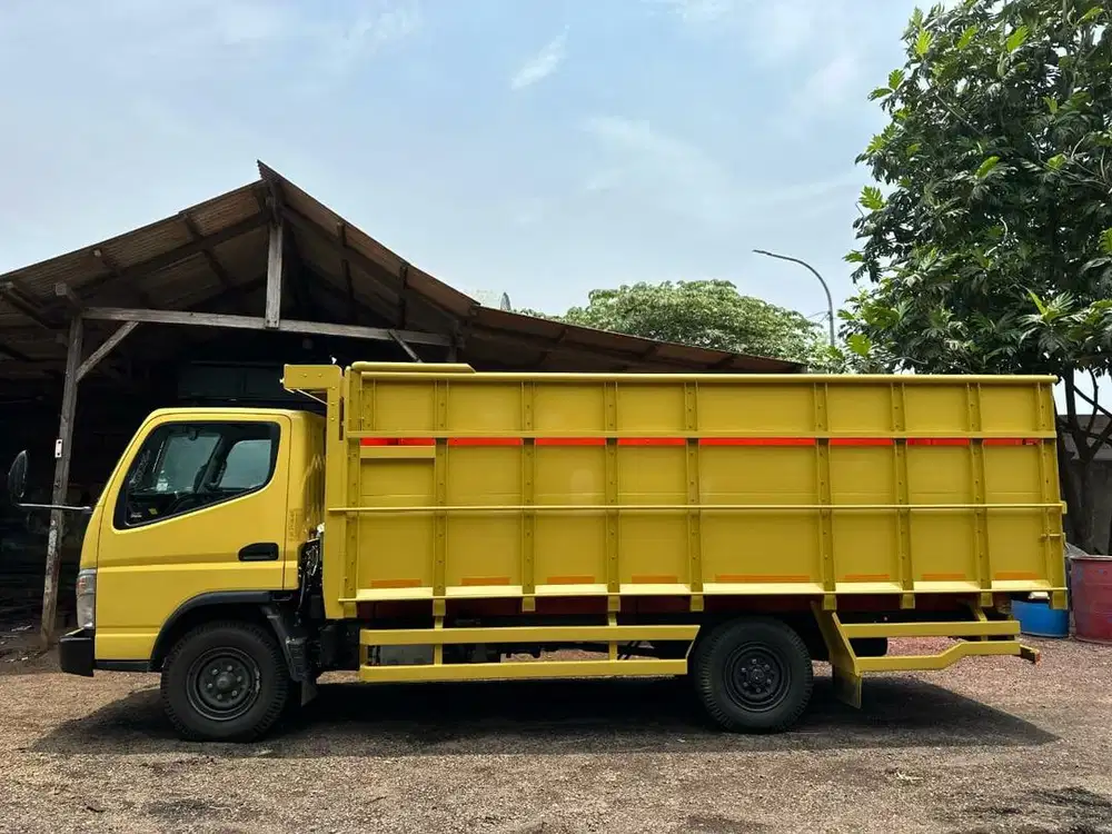 Mitsubishi Canter FE 74 Colt Diese Bak-Sentrall