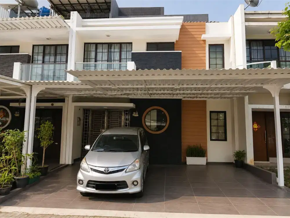 Dijual Rumah Mewah Strategis di Green Lake City Tangerang Bo280