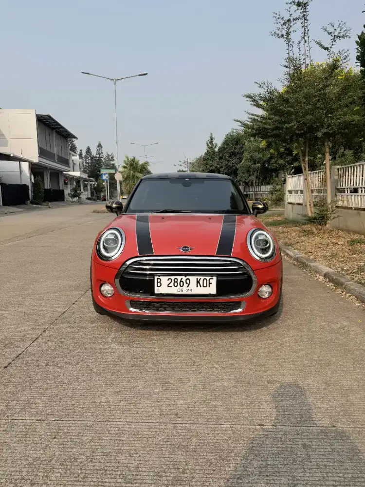 MINI COOPER F56 FACELIFT 2018