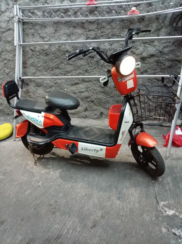 Sepeda listrik /selis