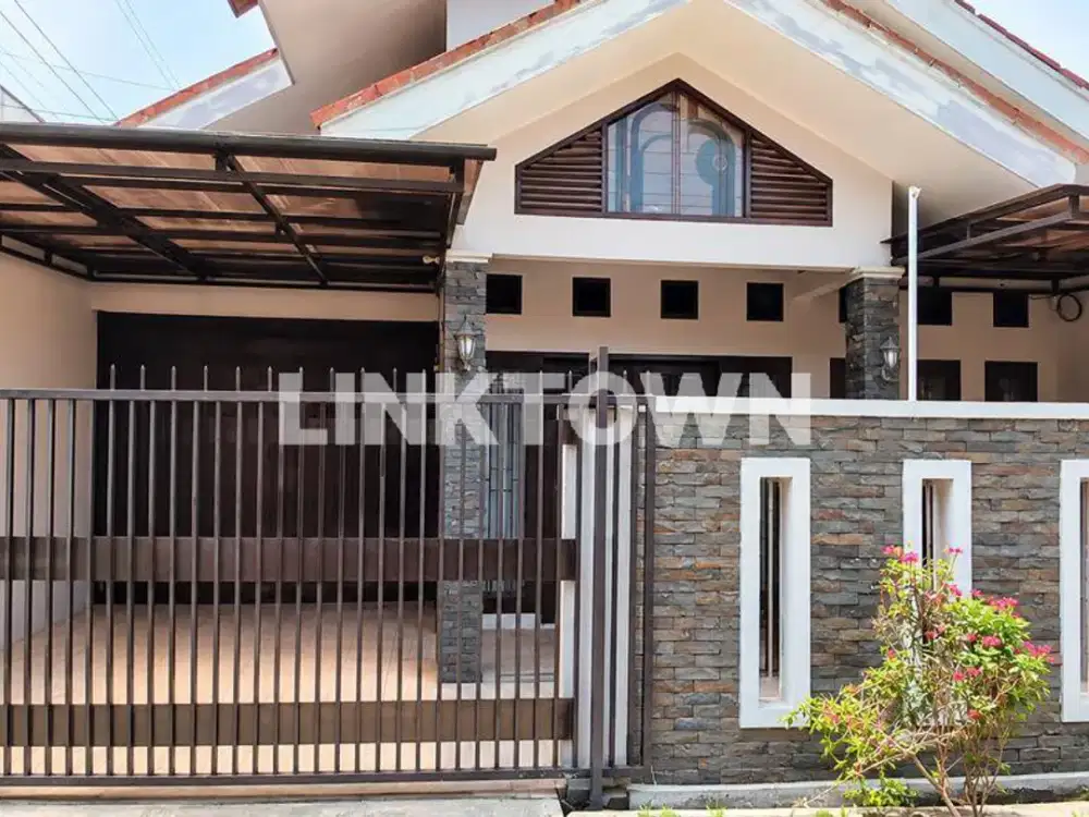 Dijual Rumah Nyaman dan Kokoh Lokasi Strategis Ciganatiri Bandung