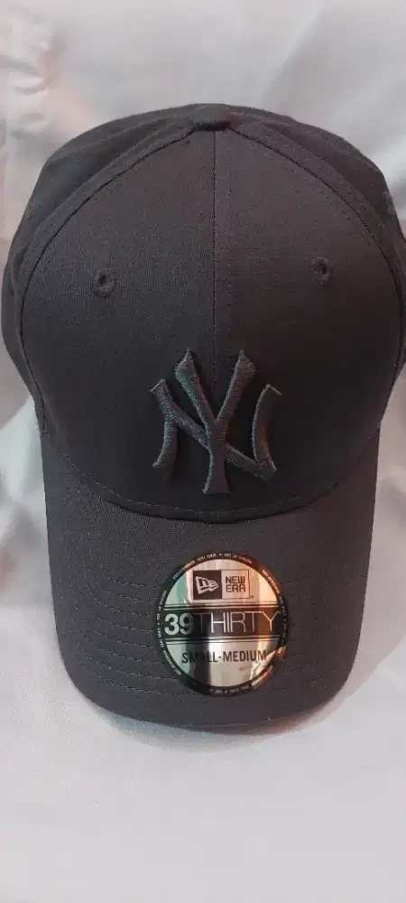 Topi New Era NY size Small / Medium