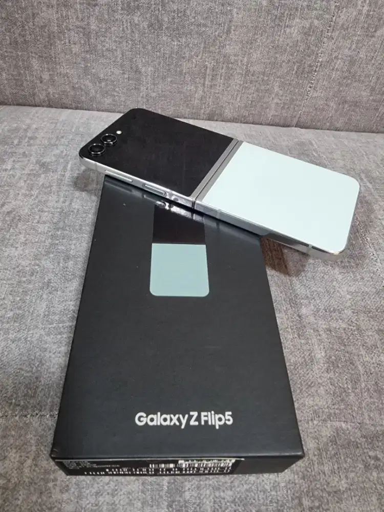 Dijual Samsung flip 5