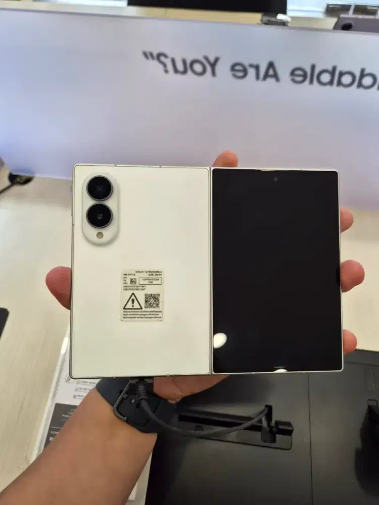 New Galaxy Z Fold 8 Wide Garansi resmi SEIN
