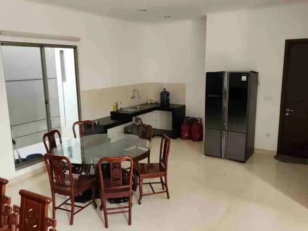 Disewakan Rumah Golf Island Ukuran 10x15 Furnish