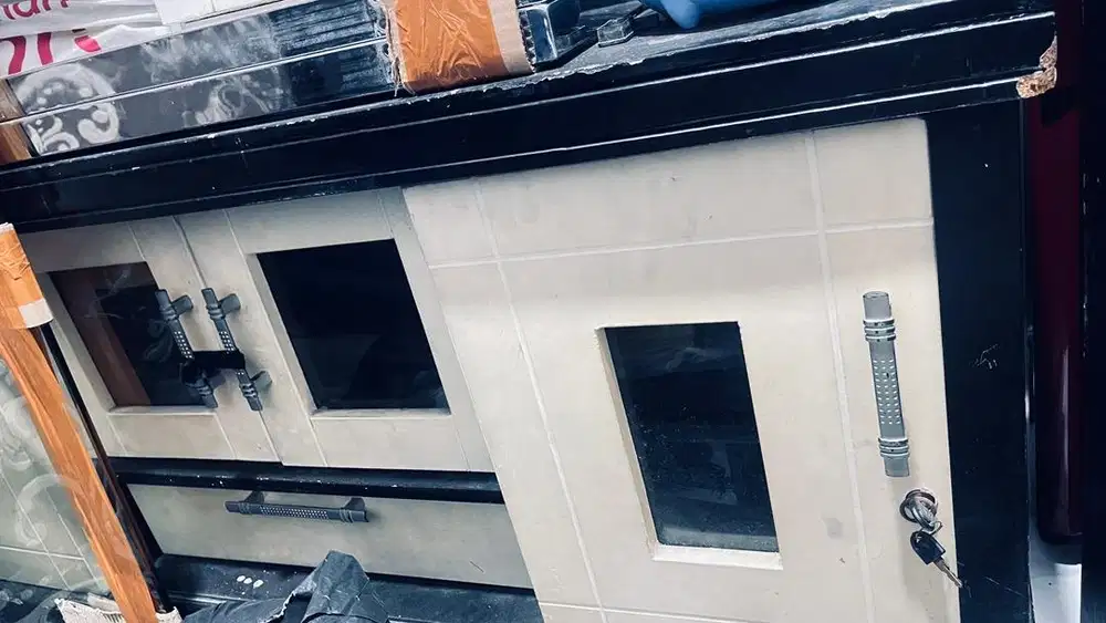 meja tv dan meja rias