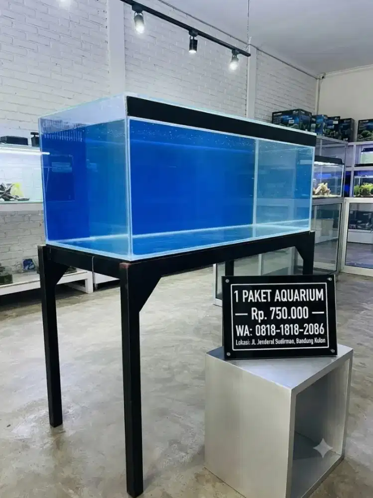 DI JUAL AQUARIUM BEKAS (Area Kota Bandung)