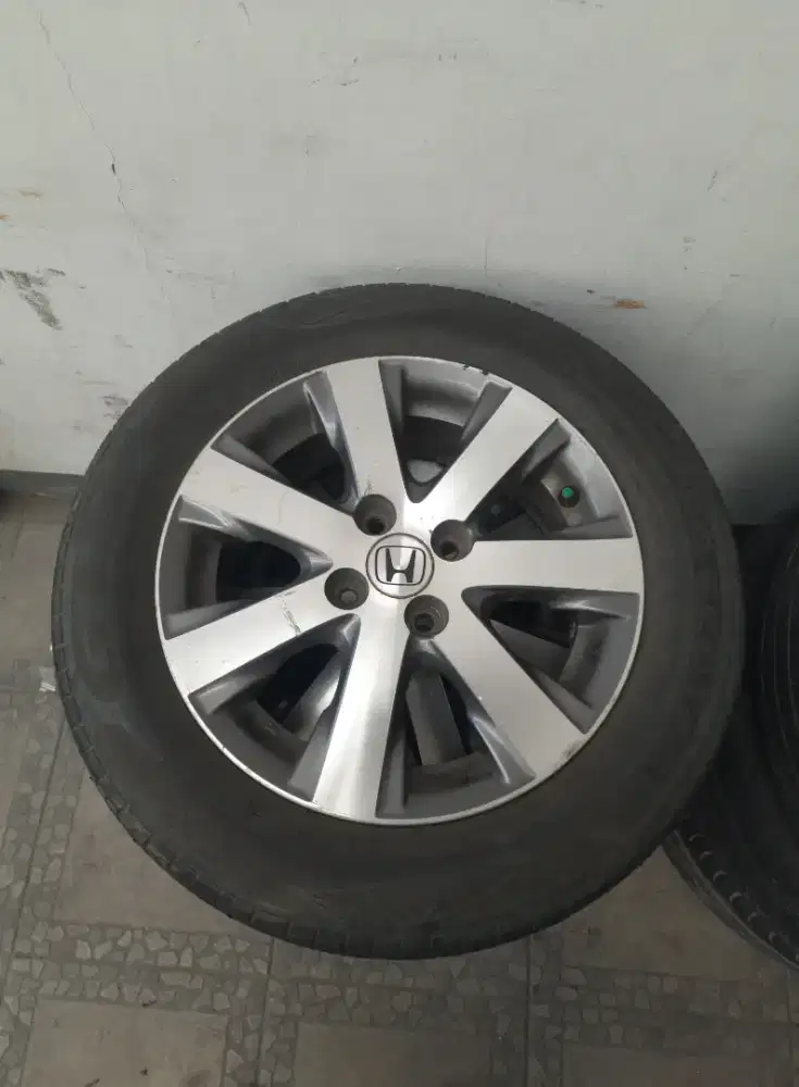 Velg orisinil Freed r15+ ban pcd 4x10p