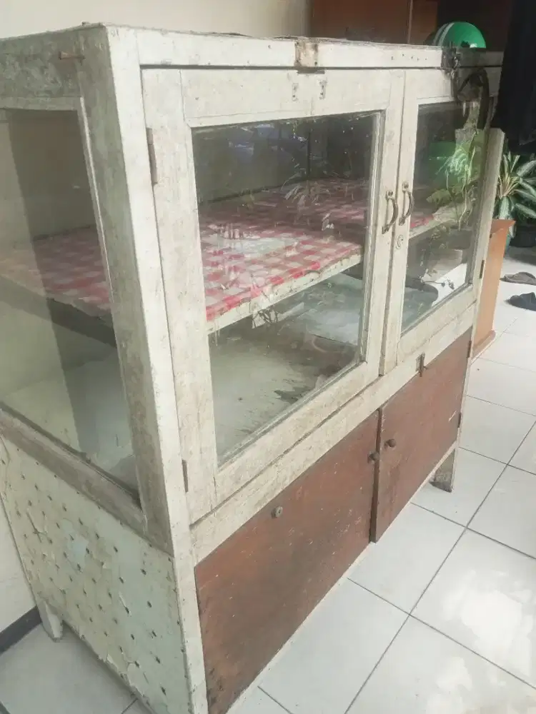 Jual etalase kayu 2 tahap