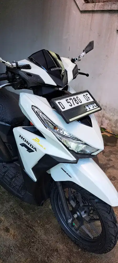 Dijual Honda Vario 150 ESP Monotone
