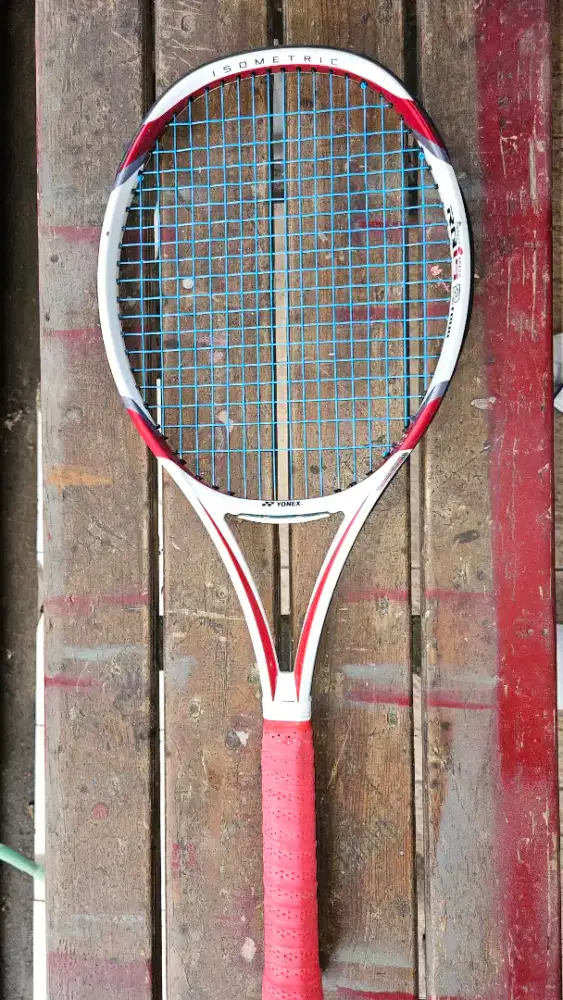 Raket tenis yonex