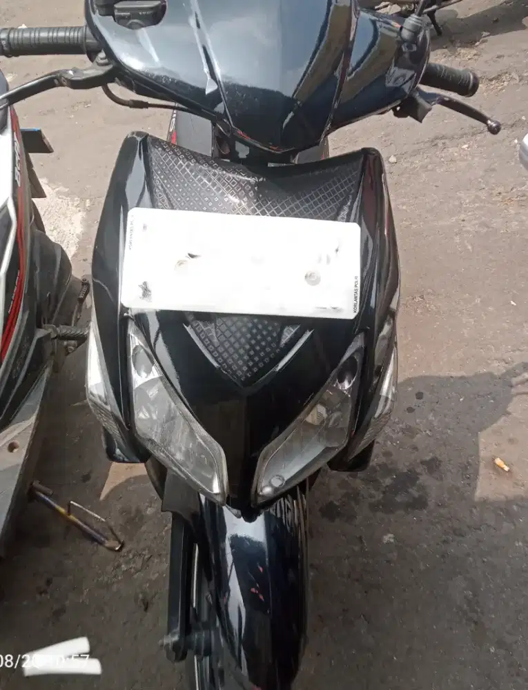 Vario 110 karbu ss lengkap thn 2009
