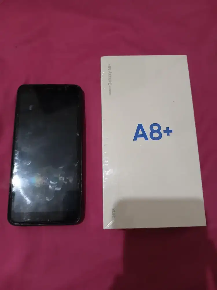 Jual handphone samsung A8+