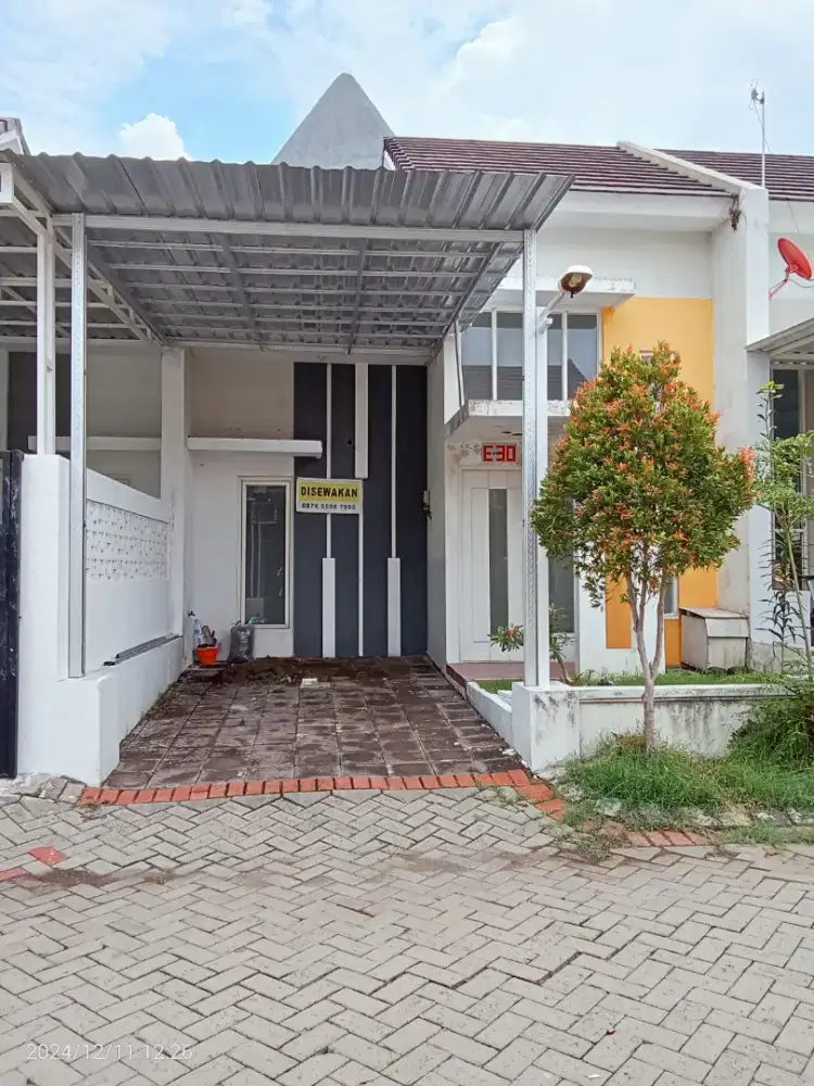 Dikontrakkan Rumah Asri siap Huni  di dekat Wisata Semanggi Mangrove