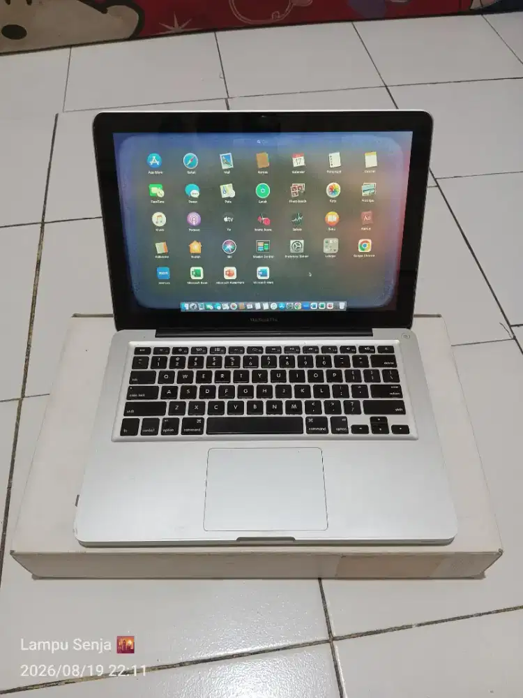 Macbook Pro Mid 13 inch 2012