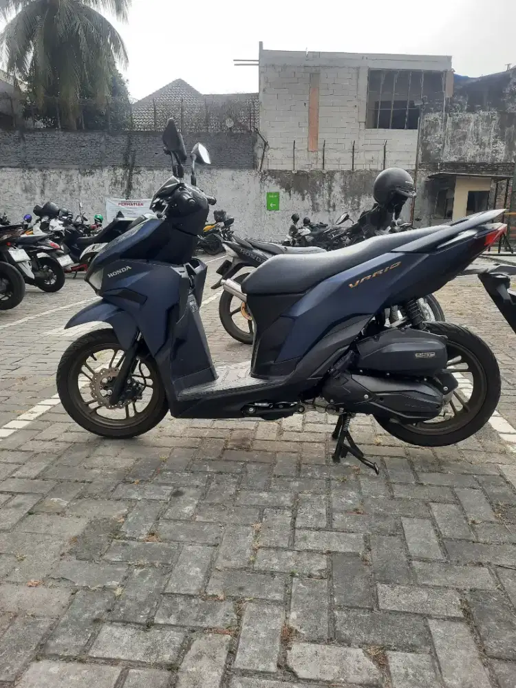 VARIO 125 CBS ISS MEI 2024 AN SENDIRI