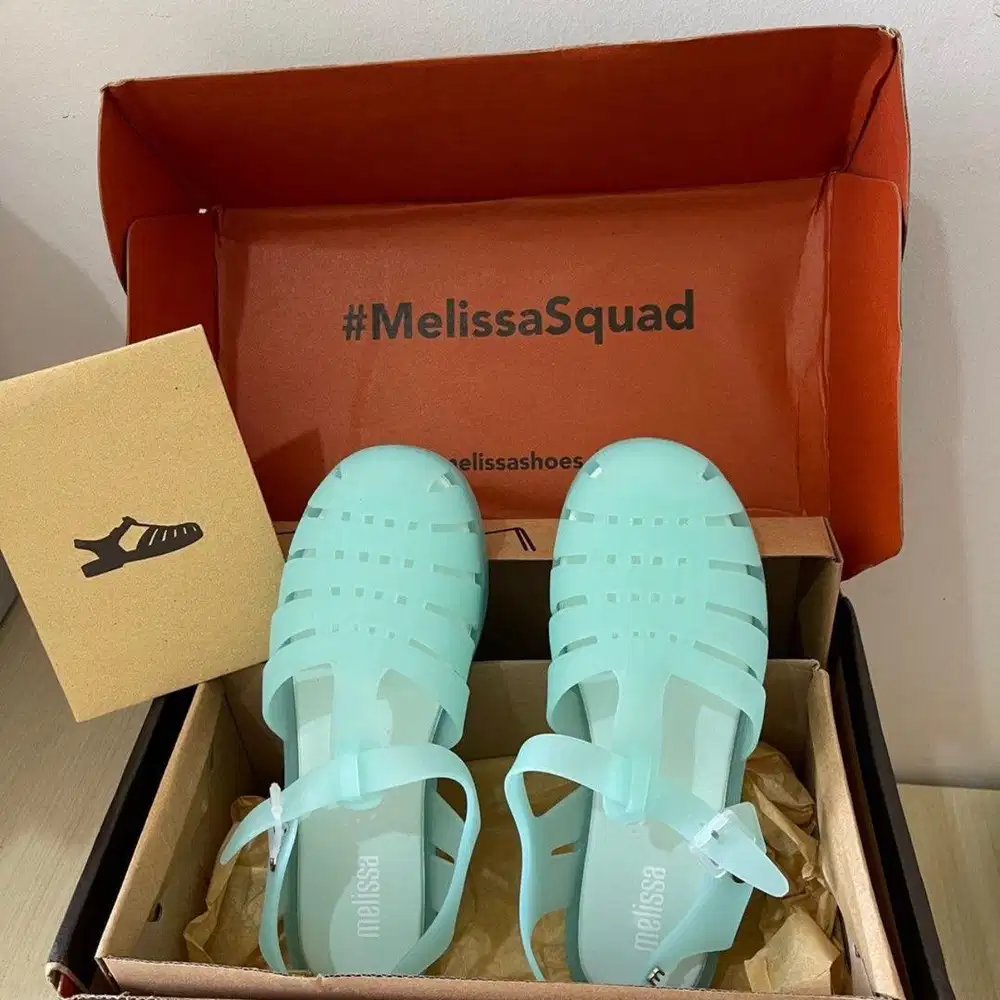 Sendal melissa wanita