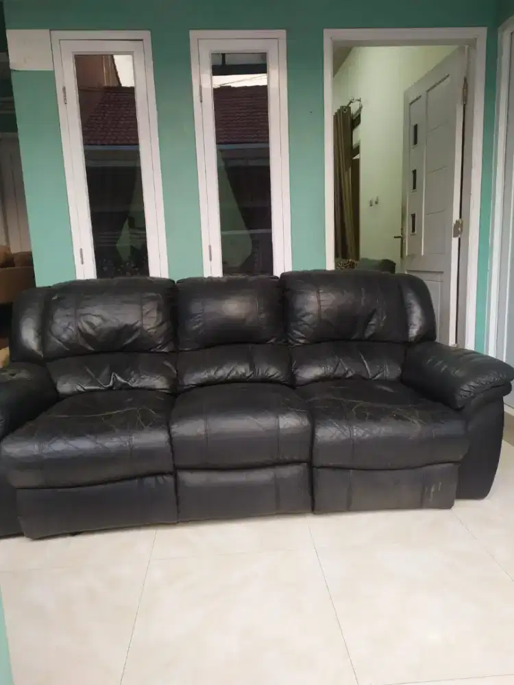 Sofa rekclener informa atria kulit