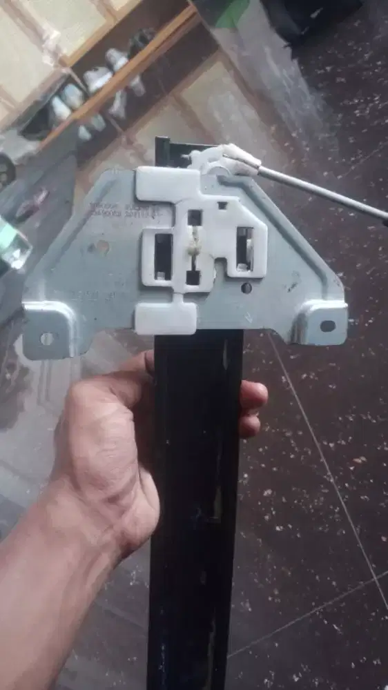 Perbaikan power window&central lock