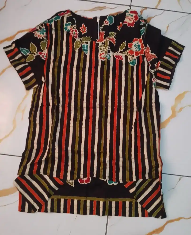 Dijual Atasan Batik