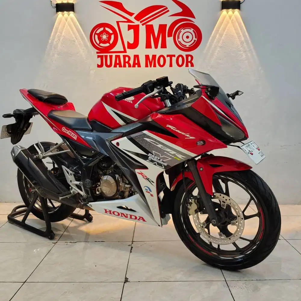 CBR 150R 2017 SURAT LENGKAP PAJAK AKTIF BISA TUKAR TAMBAH CASH TERMURH
