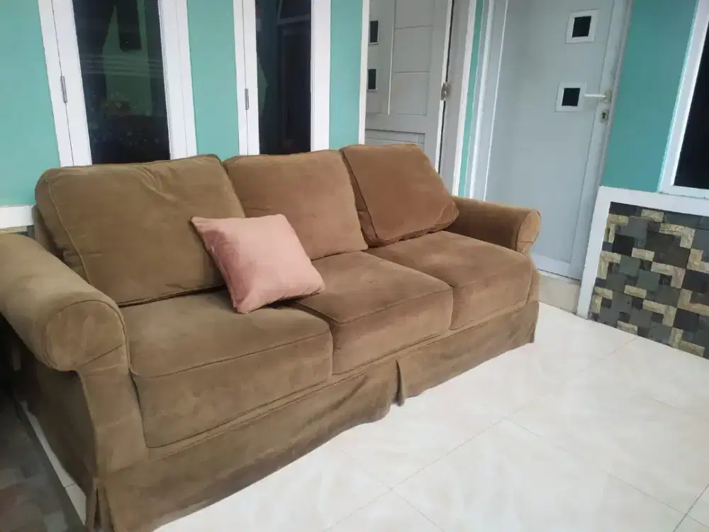 Sofa mewah berkualitas
