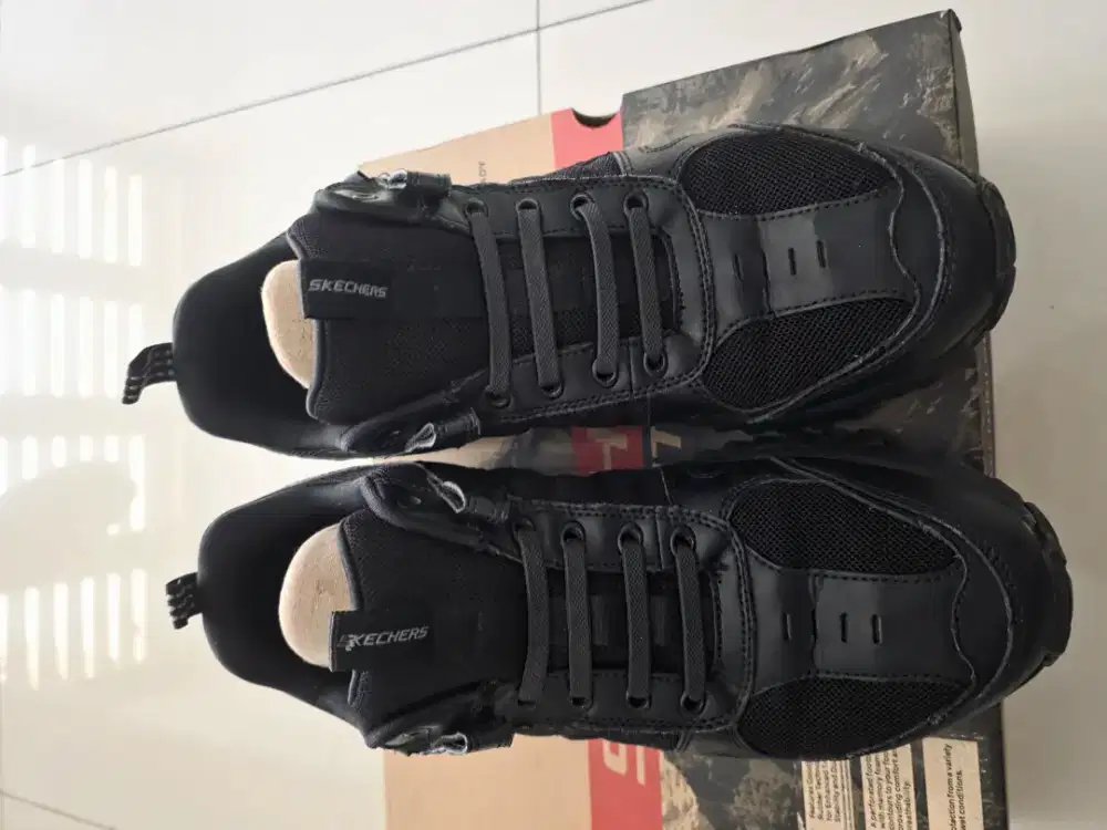 Sepatu Skechers BIONIC TRAIL MANDEVILLE Black Ukuran 45.5
